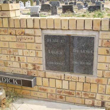 LUDICK L.J. 1905-1983 :: LUDICK Elsie C. nee OLWAGE 1914-1998