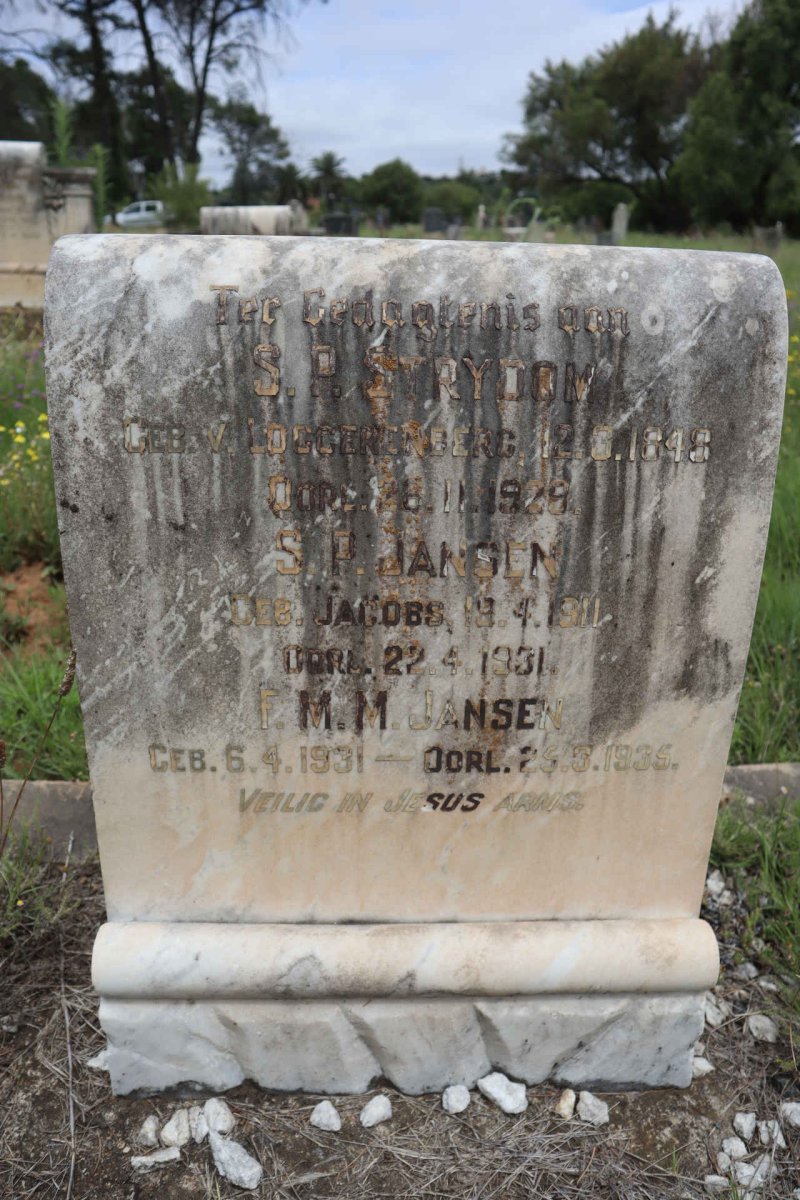 STRYDOM S.P. nee V. LOGGERENBERG 1848-1929 :: JANSEN S.P. nee JACOBS 1911-1931