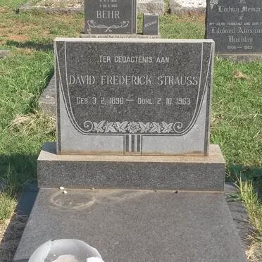 STRAUSS David Frederick 1890-1963