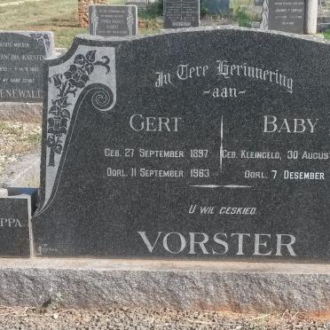 VORSTER Gert 1897-1963 &amp; Baby KLEINGELD 1904-1991