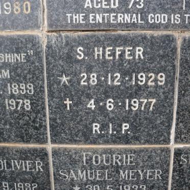 HEFER S. 1929-1977