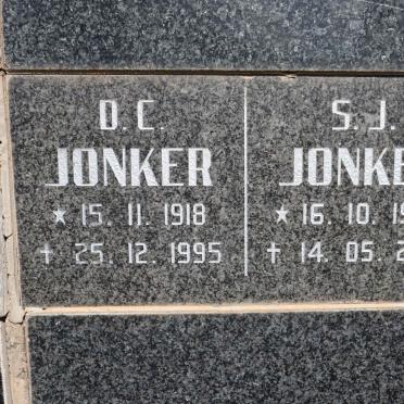 JONKER D.C. 1918-1995 &amp; S.J. 1923-2010