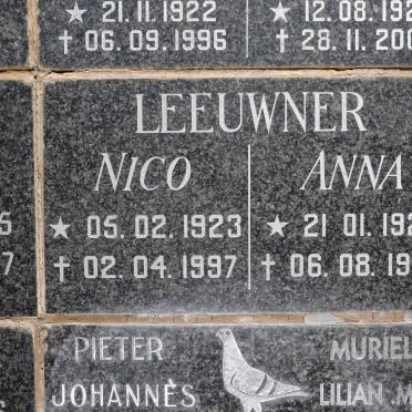 LEEUWNER Nico 1923-1997 &amp; Anna 1924-1998