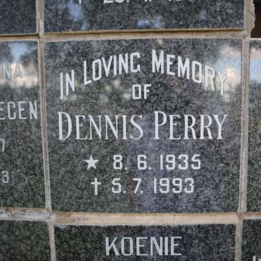 PERRY Dennis 1935-1993