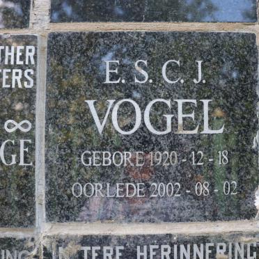 VOGEL E.S.C.J. 1920-2002