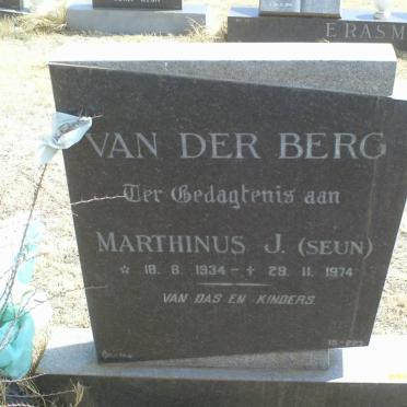 BERG Marthinus J., van der 1934-1974