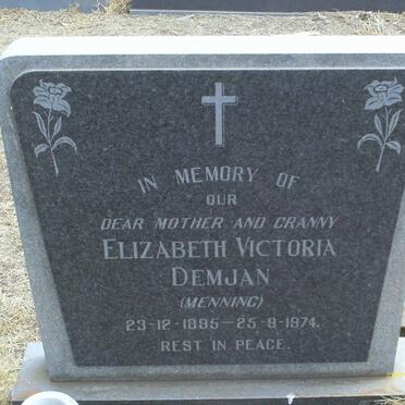 D - Vanne :: Surnames - D