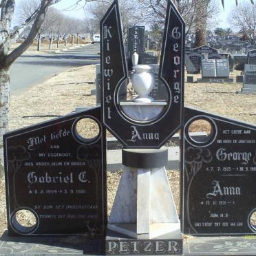PETZER Gabriel C. 1954-1981 :: PETZER George 1925-1986 &amp; Anna 1931-