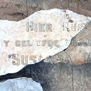 BEZUIDENHOUT Susanna M. nee J.V. RENSBURG 1857-1927 _2