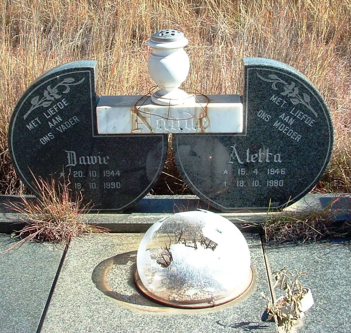 NAUDE Dawie 1944-1990 &amp; Aletta 1946-1990
