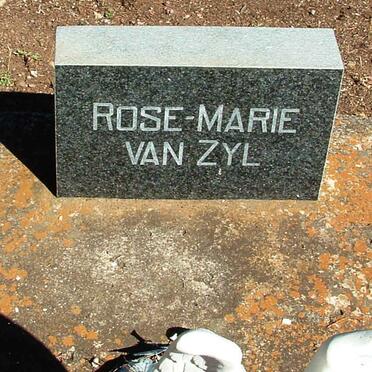 ZYL Rose Marie, van