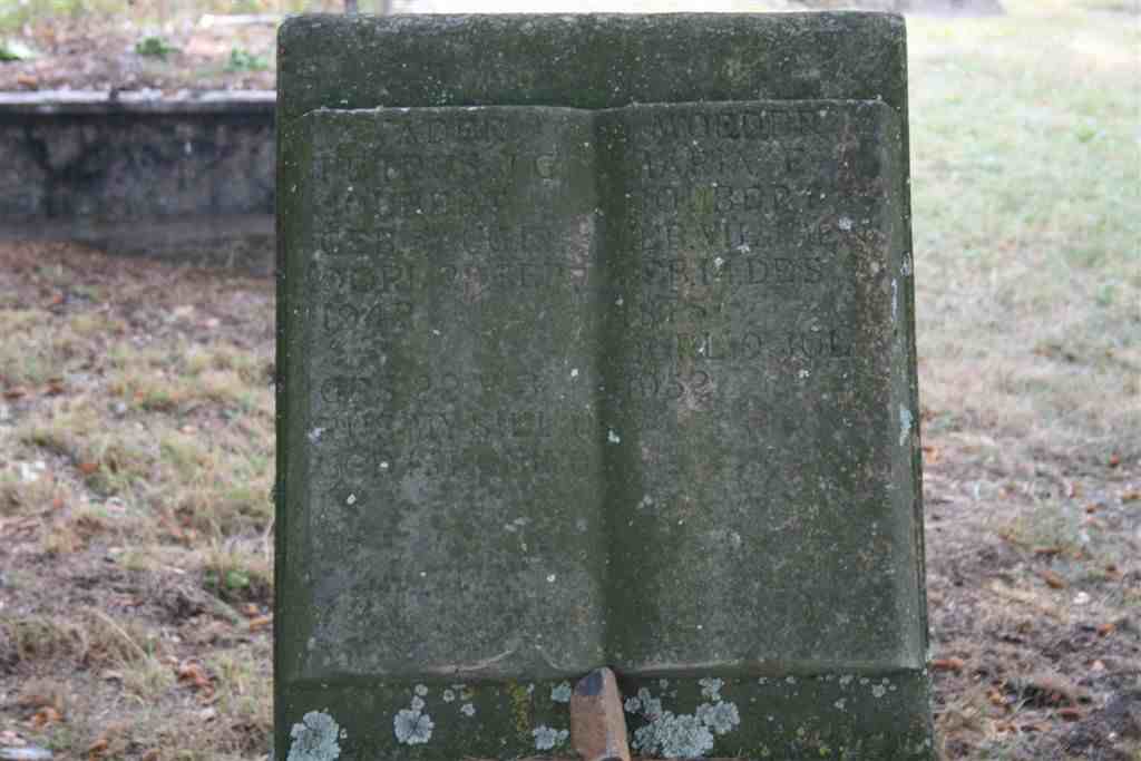 JOUBERT Petrus J.G. 1868-1942 &amp; Maria E. VILJOEN 1875-1952