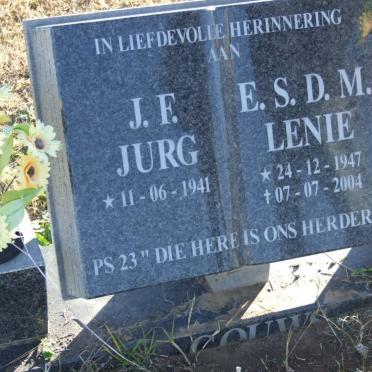 GOUWS J.F. 1941- &amp; E.S.D.M. 1947-2004