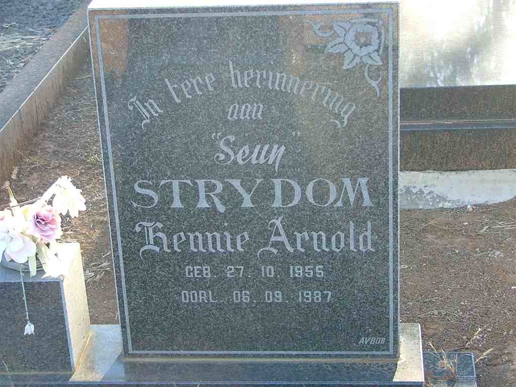 STRYDOM Hennie Arnold 1955-1987