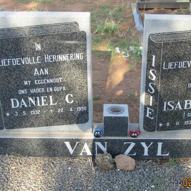 ZYL Daniel C., van 1932-1998 &amp; Isabella M. PIEK 1935-2016