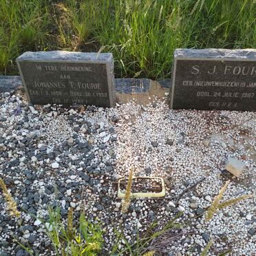 FOURIE Johannes T. 1859-1953 &amp; S.J. NIEUWENHUIZEN 1869-1967