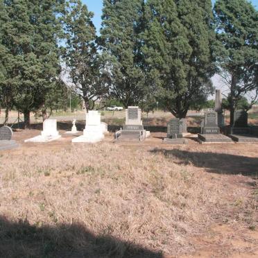 Free State, BOTHAVILLE district, Doornkraal, Klipkraal 54, farm cemetery & Doornkraal monument