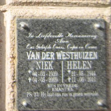 WESTHUIZEN Niek, van der 1939-2009 &amp; Helen 1944-2011