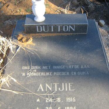 DUTTON Antjie 1915-1995