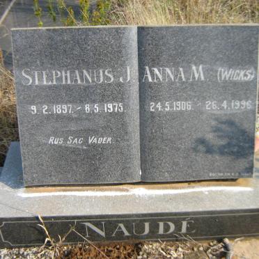 NAUDE Stephanus J. 1897-1995 &amp; Anna M. WICKS 1906-1996