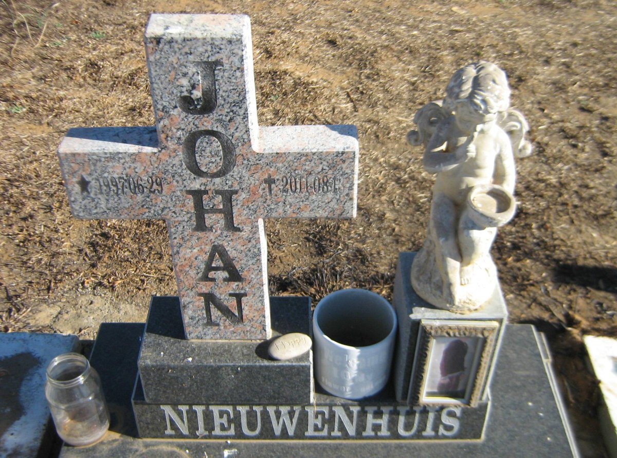 NIEUWENHUIS Johan 1997-2011