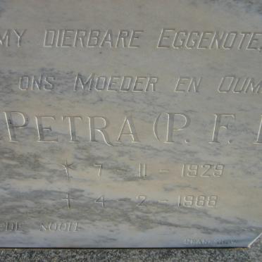 RETIEF Lourens 1928-1992 &amp; Petra 1929-1988