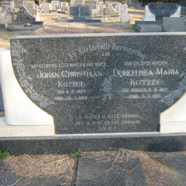 KOTZEE Johan Christiaan 1887-1959 &amp; Dorothea Maria BURGER 1894-1966
