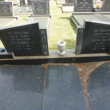 BECKER Stephanus J. 1905-1982 &amp; Caroline S. NEL 1913-1999