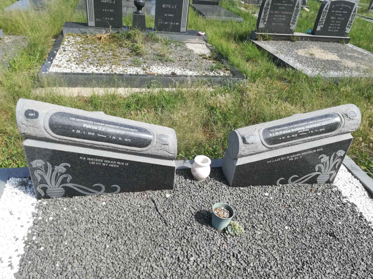 JAMNECK Petrus J.J. 1918-1972 &amp; BOTHMA A.L.W. voorheen JAMNECK nee ENSLIN 1922-2010