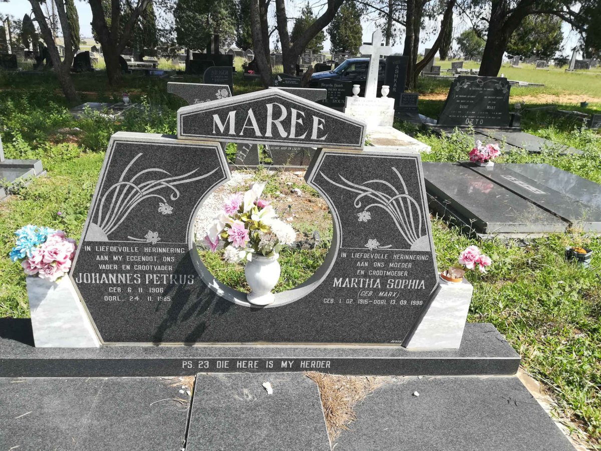 MAREE Johannes Petrus 1906-1985 &amp; Martha Sophia MARX 1915-1998