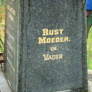 BENDER Christiaan Tiberius 1861-1926 &amp; E.M.M. VAN NIEKERK 1867-1920