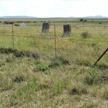 Free State, DEWETSDORP district, Unknown farm cemetery 13