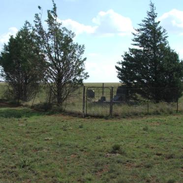 Free State, DEWETSDORP district, Unknown farm cemetery 20