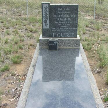 Free State, DEWETSDORP district, Unknown farm cemetery 21