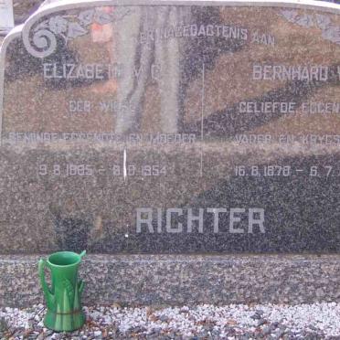 RICHTER Bernhard W. 1878-1961 &amp; Elizabeth M.C. WIESE 1885-1954