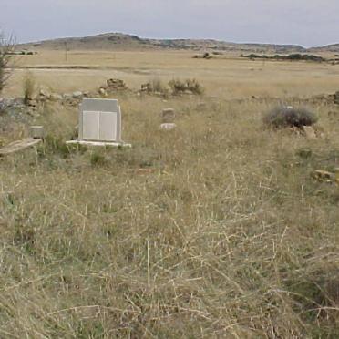Free State, DEWETSDORP district, Springfontein 80, farm cemetery