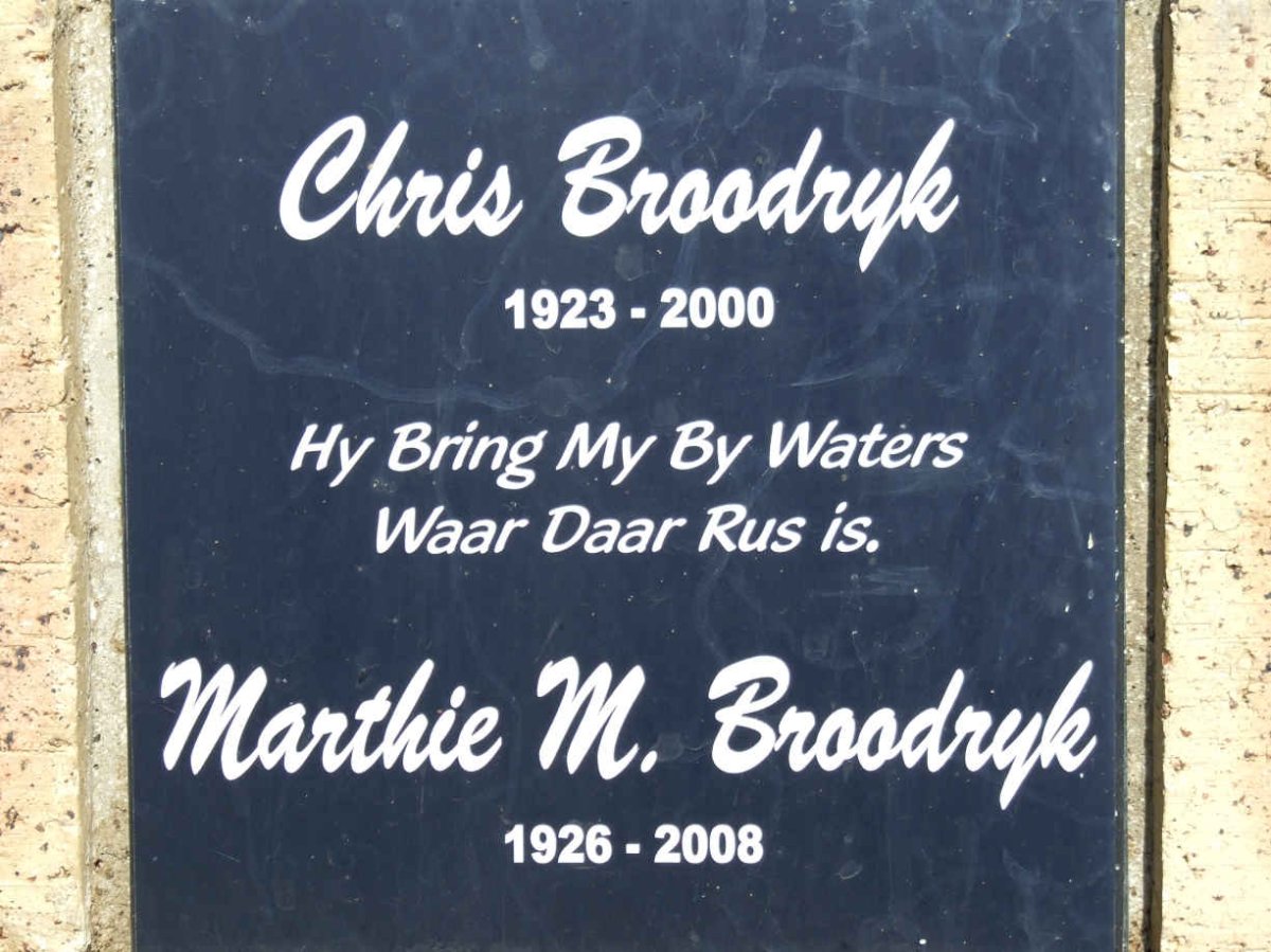 BROODRYK Chris 1923-2000 &amp; Marthie M. 1926-2008