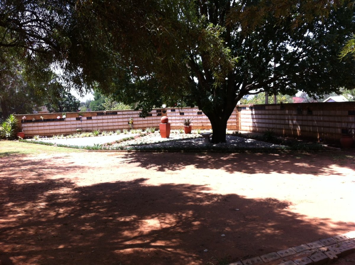 2. Overview at Memorial Wall