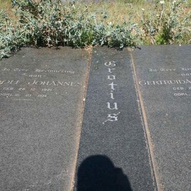 GROTIUS Rudolf Johannes 1921-1994 :: GROTIUS Gertruida Elizabeth 1919-1964