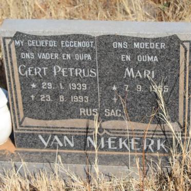 NIEKERK Gert Petrus, van 1939-1993 &amp; Mari 1955-