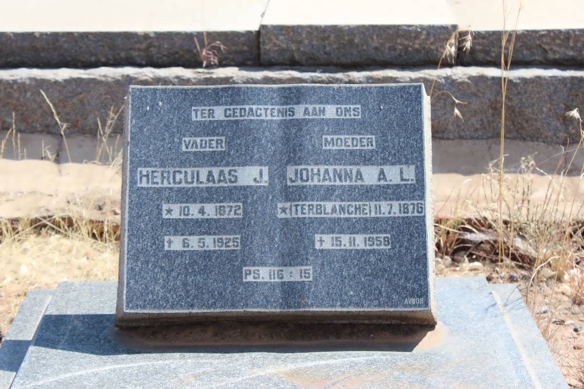 ? Herculaas J. 1872-1925 &amp; Johanna A.L. TERBLANCHE 1876-1958