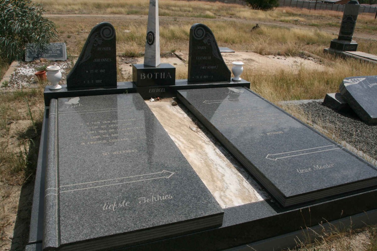 BOTHA Reinier Johannes 1912-1982 &amp; Maria Elizabeth HERBST 1922-