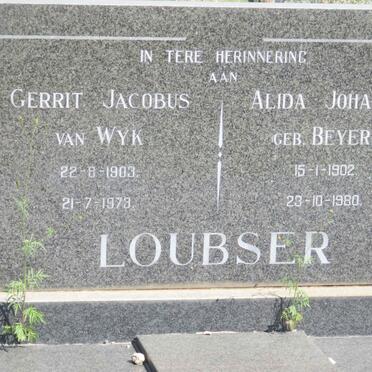 LOUBSER Gerrit Jacobus Van Wyk 1903-1973 &amp; Alida Johanna BEYERS 1902-1980