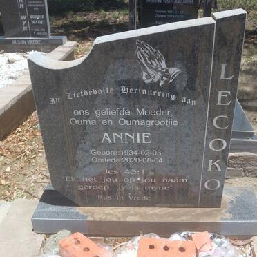 LECOKO Annie 1934-2020