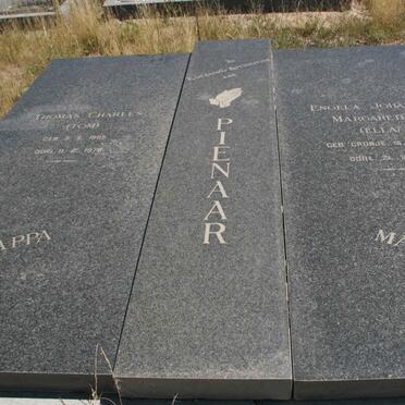 PIENAAR Thomas Charles 1905-1976 &amp; Engela Johanna Magrietha CRONJE 1907-2004