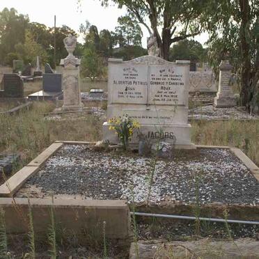 ROUX Albertus Petrus 1888-1974 &amp; Gerbrecht Christina JACOBS 1892-1931