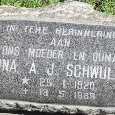 SCHWULST Karel J.O. 1907-1972 &amp; Anna A.J. 1920-1989