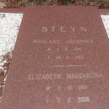 STEYN Nicolaas Johannes 1914-1999 &amp; Elizabeth Margaritha 1919-2006