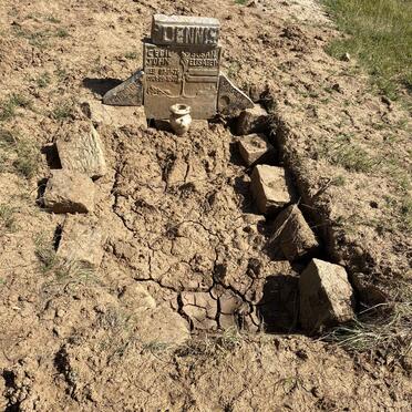 DENNIS Cecil John 1926- &amp; Susan Elisabeth