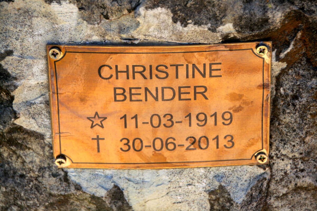 BENDER Christine 1919-2013
